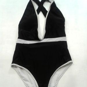 Cupshe black and white bathing suit